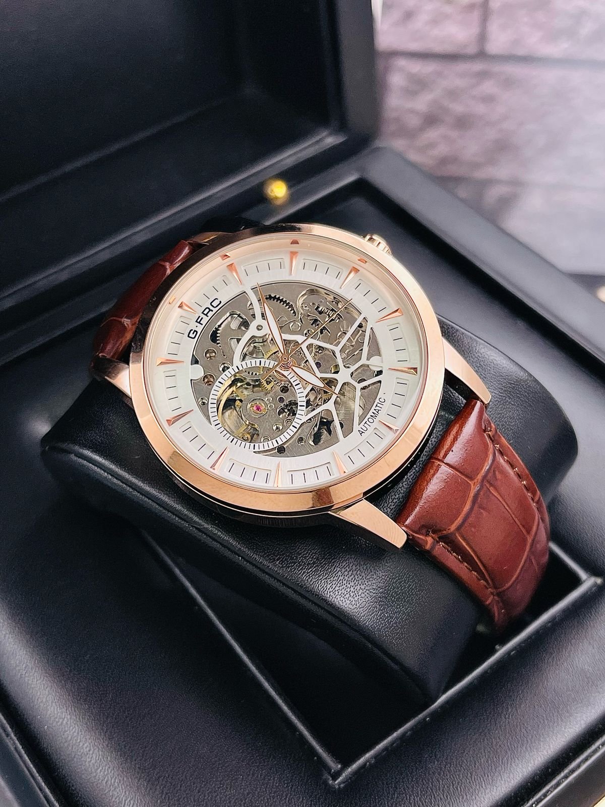 reloj g force automático con pulsera en cuero Reloj G Force Automático con Pulsera en Cuero