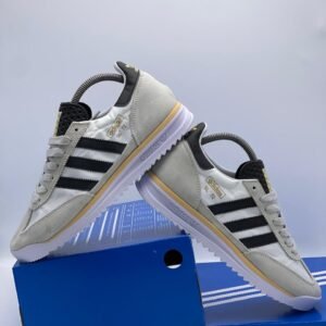 Adidas SL 72