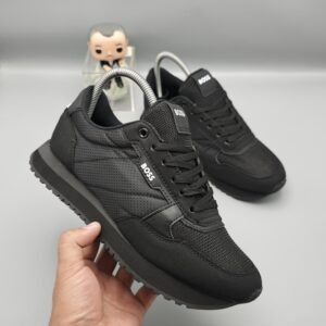 HUGO BOSS Sneaker Low – Negro Total